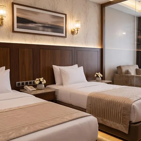 Valention Hotel 3*